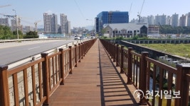 [남양주] 다산동·구리농수산물시장 연결… 왕숙천2교 보행로 420m 개통