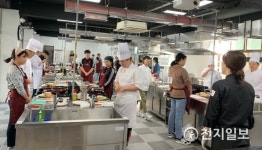 [부산] 해운대구에 있는 영산고, 중학생과 함께하는 대축제 열어
