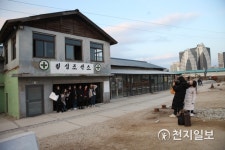 [잠시 떠나볼까] 비경 가득한 속초서 즐기는 뉴트로 여행