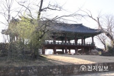 [잠시 떠나볼까] 자연과 조화를 이룬 죽서루에서 운치에 젖어볼까