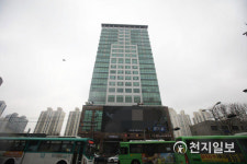 적막감 흐르는 코리아빌딩