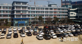 교회로 변한 고등학교 운동장