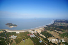 [신안] 국민 관광지 임자도 대광해수욕장 새롭게 정비한다