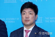 [천지포토] 고 최숙현 선수 진상조사TF 답변하는 이용 의원