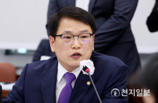 [천지포토] 발언하는 이종성 의원