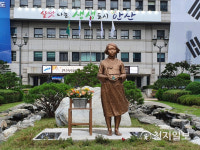 안산시, 두 번째 소녀상 제막식… 시청 앞 분수대 광장에 설치