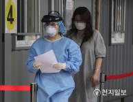 [천지일보 이슈종합] 이낙연 확진자 간접 접촉·일정 중단·8.29전대·與자성론·8월 임시국회·신규 확진자 246명·코로나19 2차 대유행... 