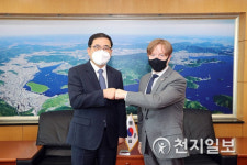 허성무 시장, 신임 주한미영사와 면담
