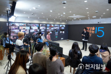 MZ세대에게 제대로 어필한 LGU+ 일상비일상의틈