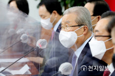 [천지포토] 김종인 비상대책위원장 발언