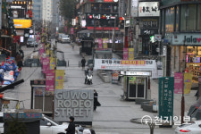 [천지포토] 퇴근무렵 한산한 로데오거리