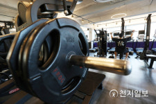 [천지포토] 다시 문 연 헬스장