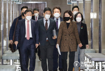 송언석 원내대표, 김용태 비상대책위원장과 협력 강조…당내 변화와 개혁 의지