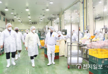 박상돈 천안시장, 닭고기 가공업체 긴급점검
