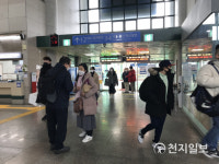 [천지포토] 고향방문 귀성객으로 붐비는 남원역