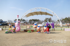 [지역명소] 안성팜랜드, 저 푸른 초원 위에 그림같은 양떼들… 낙농 테마공원으로 떠나자