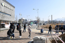 양주시, 광적도서관 앞 임시선별검사소 장사진… 외국인 대상 선제검사