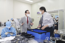박상돈 천안시장, 장애인의 날… 장애인직업재활시설 방문 격려