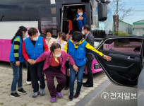 함평군 월야면 복지기동대·적십자회 도와 백신 접종 순조