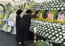 [광주] 동구, 학동4구역 사고 합동분향소 희생자 애도 물결