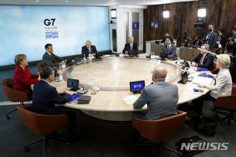 [정치in] 文대통령, G7 정상회의 초청 출국… 의미와 전략은