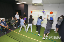 KT, 메타버스 리얼큐브로 시니어 치매예방 활동 지원