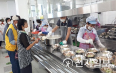 정읍시북부노인복지관, 삼계탕 나눔 행사