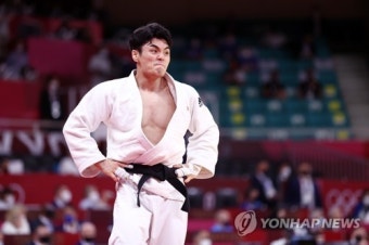 [도쿄올림픽] 유도 김원진 '기사회생'… 패자부활전 승리로 동메달 결정전 진출