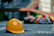 경기 양주 아파트 건설현장서 떨어진 철근 맞아 근로자 숨져