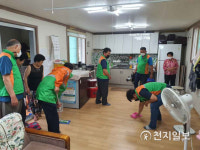 경산시, 진량읍 관내 경로당 청소 및 방역 실시