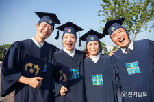 [신천지 온라인 말씀세미나] 신천지예수교회, 기성교회와 무엇이 다른가… 요한계시록 성취 알리는 유일한 교회