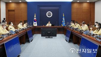 [천지포토] 문 대통령, 국무회의 주재