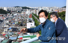 오세훈 서울시장, 추석 명절 앞두고 치매안심센터‧전통시장 현장 방문