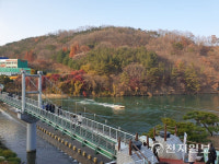 [천지포토] 대전 뿌리공원 보트의 시원한 물 가름