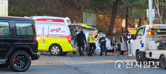 [광주] 서구 원광대한방병원 앞 어린이 보호구역서 승용차 역주행 사고