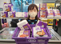 [편의점에서는] CU, 초저가 생란 HEYROO 계란득템 출시 外 GS25