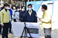 조규일 진주시장, 선학산·가좌공원 개선공사 현장점검