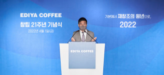 문창기 이디야 회장 새로운 시각으로 기존 틀 깨기 위해 노력과 협력 필요