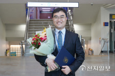 아산시, 함석남 주무관 효자리 주민 45년 숙원 해결… 대통령 표창