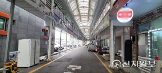 장날에도 휑한 청주 오창전통시장 어쩌나… 손님뿐 아니라 장사꾼도 안 와