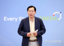 [천지포토] 롯데케미칼 전지소재사업 전략 발표하는 이영준 대표