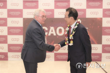 이성희 농협중앙회장, 전 세계 농업협동조합 대표 국제협동조합농업기구(ICAO) 회장 당선
