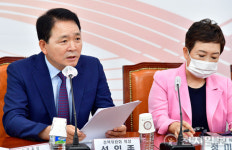 [천지포토] 발언하는 성일종 정책위의장