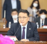 [천지포토] 예산정책협의회 참석한 김영환 충북지사