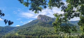 [천지포토] 가을하늘 아래 추월산