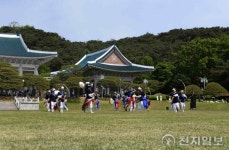올가을, 청와대서 퓨전국악·거리예술 공연 열린다