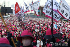 문덕화물터미널급식소 | 화물에 이어 초중고 학교 비정규직도 파업… ‘밥 대신 빵’ 피해 속출
