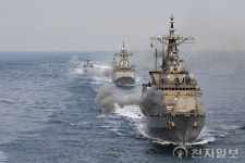 [포토] 새해 첫 전대 해상기동훈련 실시