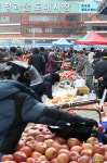 [포토] 설 앞두고 분주한 청과물도매시장