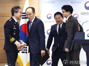 [포토] 전세사기 근절대책 합동브리핑 마친 추경호-한동훈-원희룡-윤희근